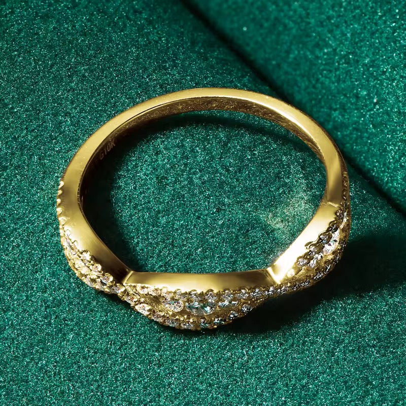0.61 Carats - 10K Yellow Gold Curved Wedding Ring